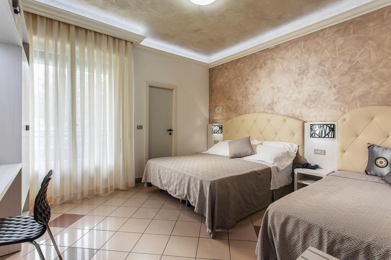 Dolcevita 3*